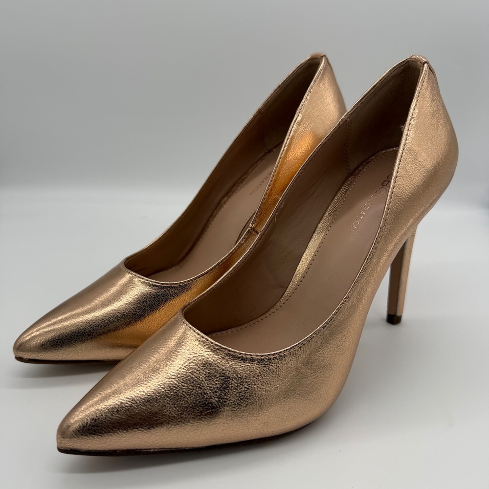BCBGeneration Womens Rose Gold Metallic Pointed Toe Pump Heels 4.5 Inch Stiletto